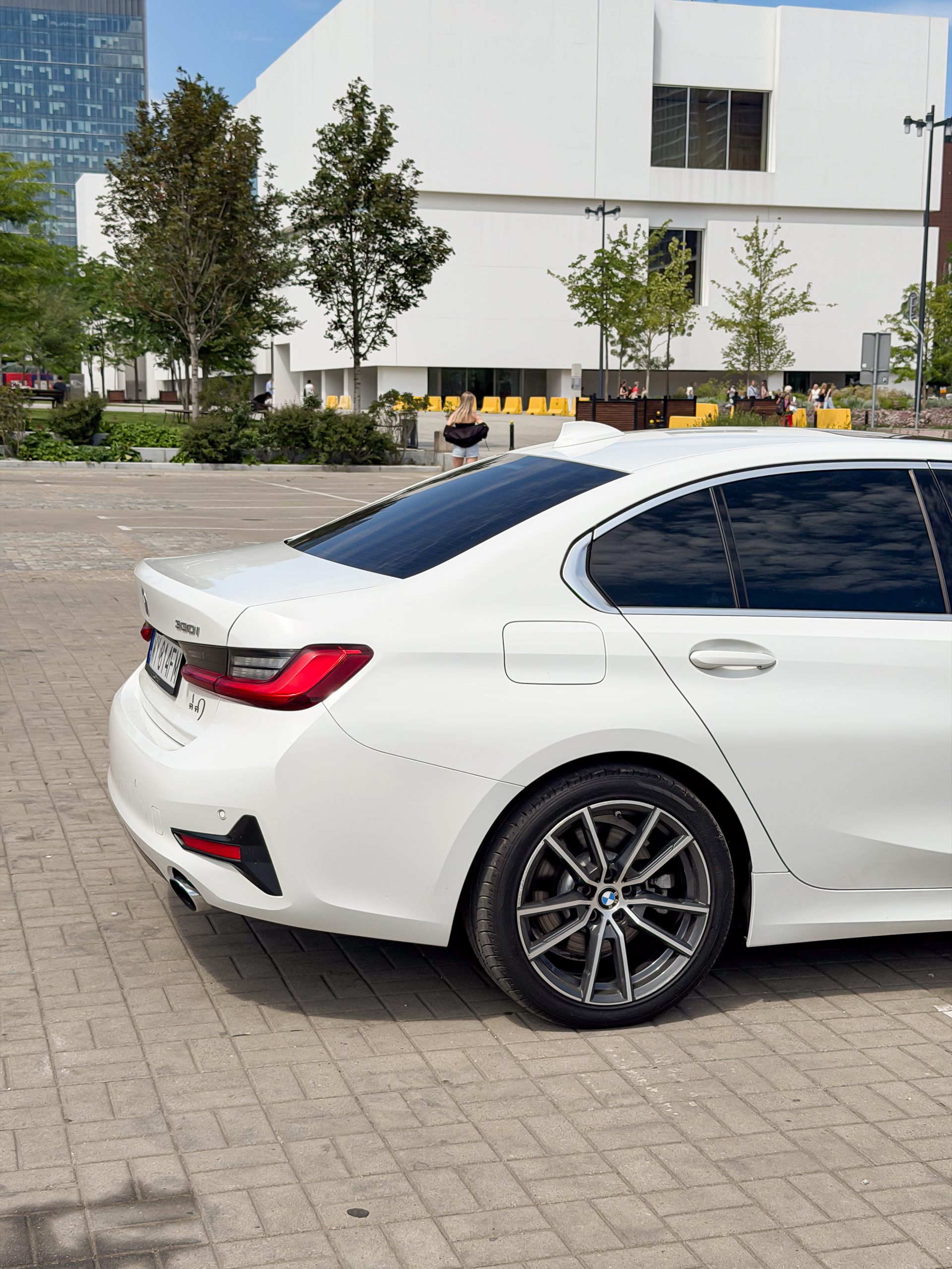 2021 BMW Seria 3 330i xDrive Sport Line — 28