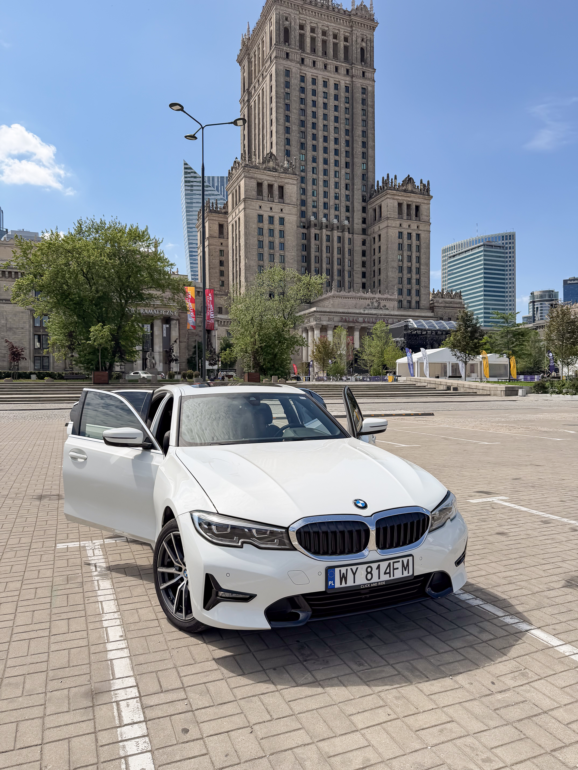 2021 BMW Seria 3 330i xDrive Sport Line — 30